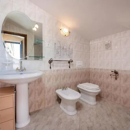 Casa Paola Kaštelir